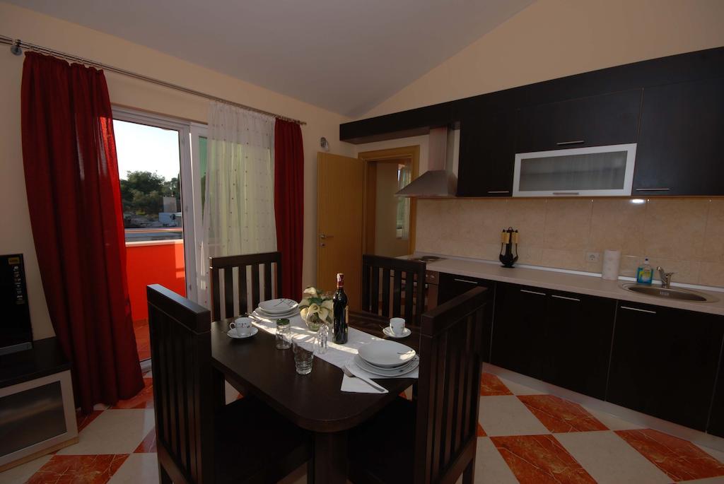 Apartments Stepic Trogir Kamer foto
