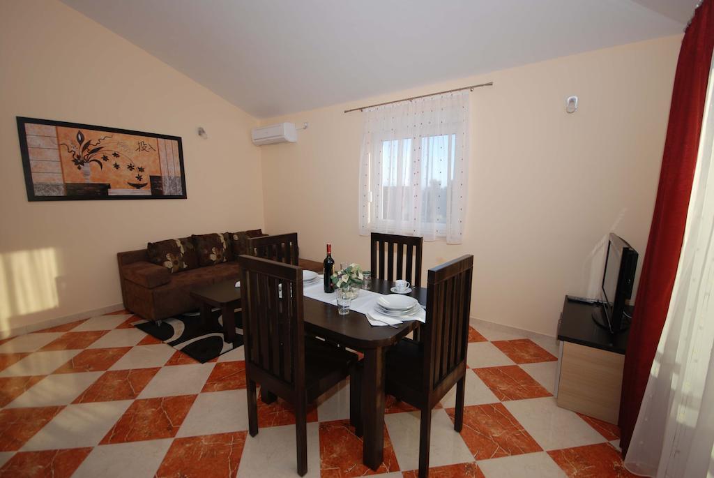 Apartments Stepic Trogir Kamer foto